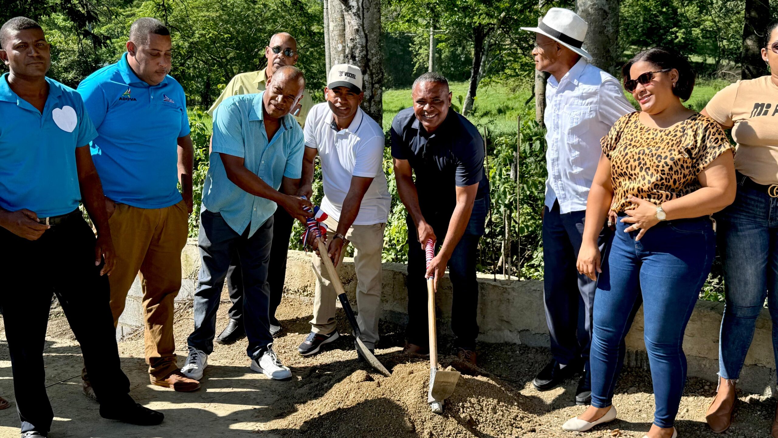 AlCALDE DIVISON SÁNCHEZ DA PRIMER PICAZO DE LA SEGUNDA FASE DE LA CANALETA DEL CHAVÓN