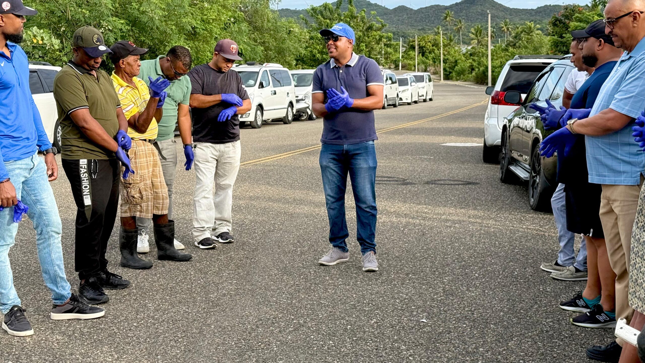 ALCALDE DIVISON SÁNCHEZ ENCABEZA JORNADA DE LIMPIEZA “LIBRE DE PLÁSTICOS” EN MAIMÓN